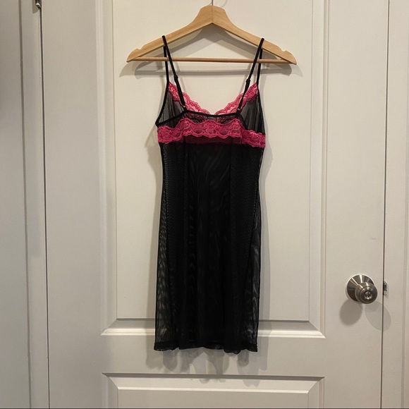 Fredricks of Hollywood Mesh Chemise 💕 - Picture 3 of 3